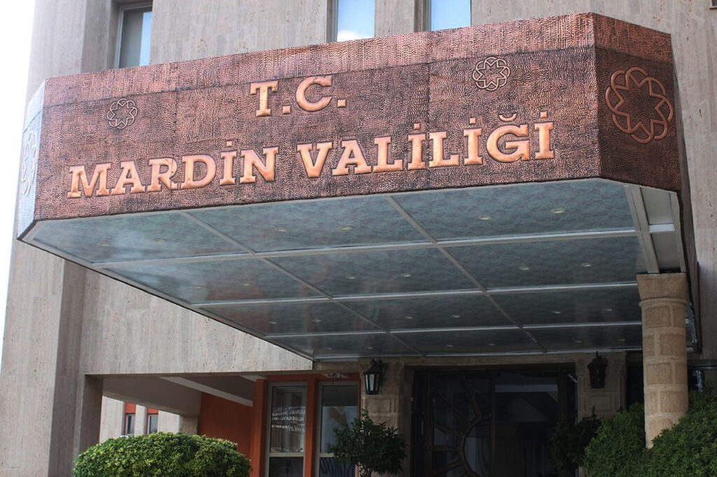 Mardin’de gösteri yürüyüşü yasağı 17 gün daha uzatıldı