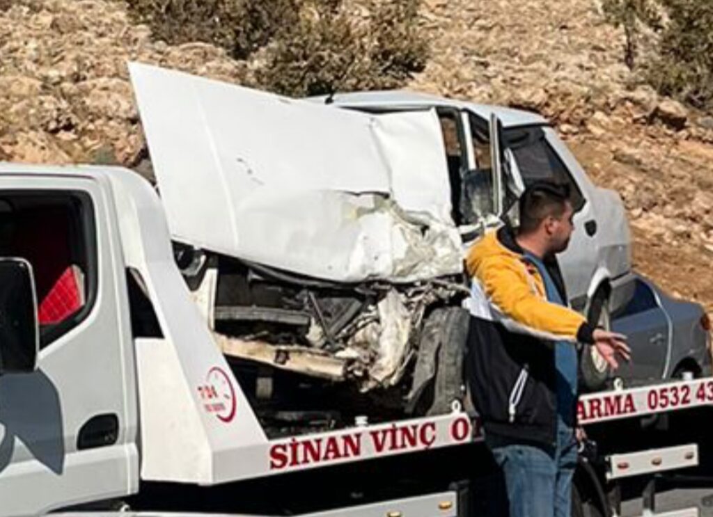 Nusaybin’de trafik kazası 3 yaralı