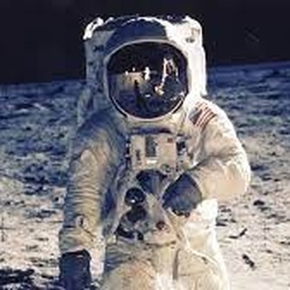 Çin’li astronotlar dünyaya geri döndü