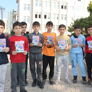 Ortaokul öğrencileri okul bahçesinde Siyer Sınavı standı açtı
