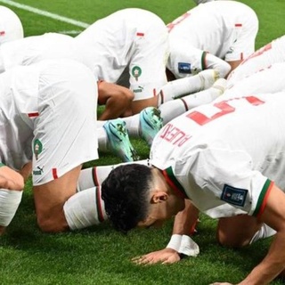 Tabiki futbol sadece değildir