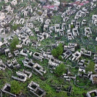 “Hayalet köy” ziyaretçilerini ağırlıyor