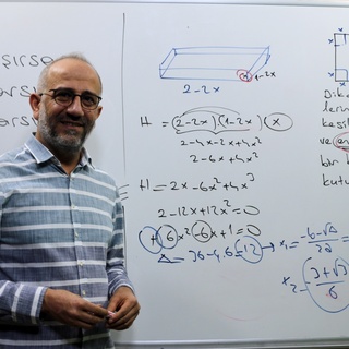Matematik Öğretmeni Mustafa Güler’den öğrencilere tavsiyeler