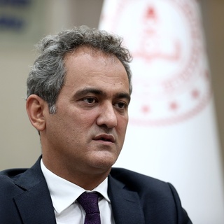 Bakan Özer, depremden etkilenen binlerce öğrencinin nakillerinin yapıldığını duyurdu