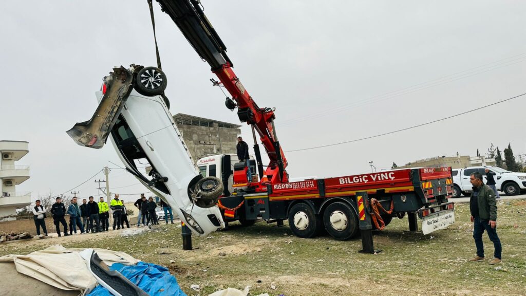 Nusaybin’de otomobil kazası, 1 çocuk hayatını kaybetti
