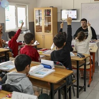 Afet bölgesinde 1717 noktada eğitim öğretim sürüyor