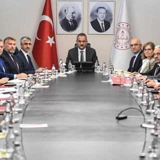 MEB, LGS ve YKS’ye girecek depremzede öğrenciler için toplandı