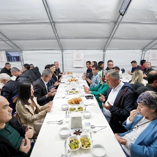 Bakan Özer: 40 binin üzerinde gönüllü öğretmenimiz sahada