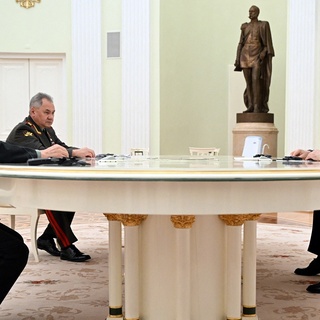 Rusya Devlet Başkanı Putin, Çin Savunma Bakanı ile görüştü, Nusaybin Medya