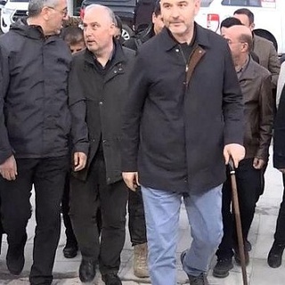 Süleyman Soylu neden baston kullanıyor? Hasta mı? açıkladı