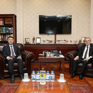 BÜ Rektörü Demir, AÜ Rektörü Prof. Dr. Necdet Ünüvar’ı ziyaret etti