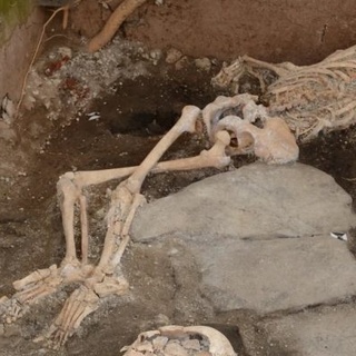 Pompei’deki antik fırında ikisi yetişkin biri çocuk, 3 iskelet bulundu
