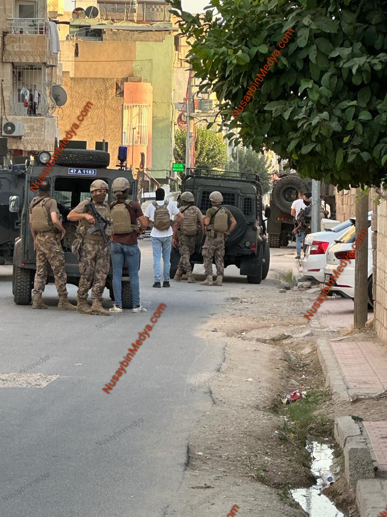 Nusaybin ilçe merkezinde  çatışma 1 kişi öldü