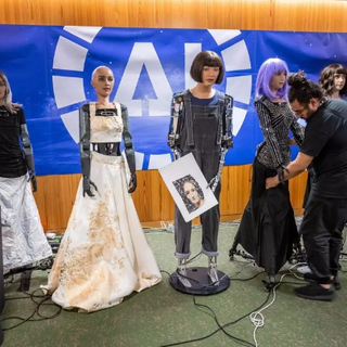Robotlar konuştu: Dünyayı insanlardan çok daha iyi yönetebiliriz