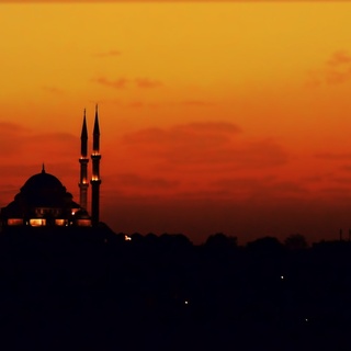 ”Allah’ın Kitab’ını okuyanlar, namazı özenle kılanlar ve..”