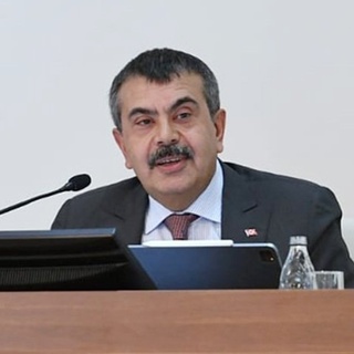 Bakan Tekin’den belediyelere “okul arsası” çağrısı