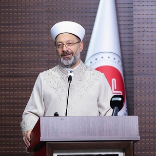 “Kur’an-ı Kerim, 14 asırdır insanlığın anlam arayışına rehberlik etmektedir”