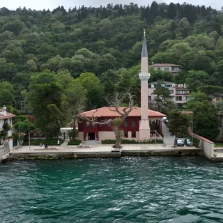 Vaniköy camiine İstanbullulardan yoğun ilgi