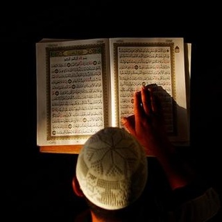 “Rabbim! Beni, ana babamı, iman etmiş olarak evime girenleri…”