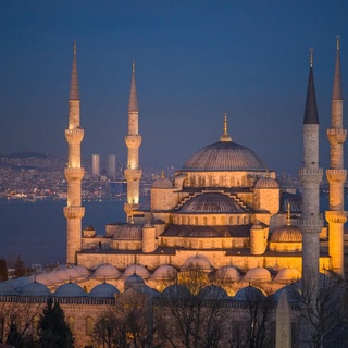 “İman eden, hicret eden, Allah yolunda malları ve canlarıyla savaşan kimseler…”