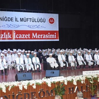 Niğde’de eğitimini tamamlayan 151 hafıza icazetleri verildi
