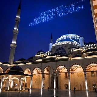 İstanbul’da Regaip Kandili idrak ediliyor