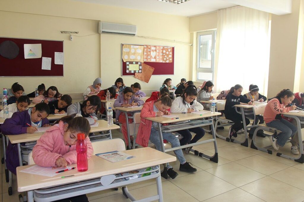 Nusaybin’de  “O’nu Oku O’nu Yaşa” temasıyla Siyer Yarışması düzenlendi
