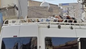 Nusaybin’de 3 gencin minibüs üzerinde uzanarak ölümüne yolculukları görüntülendi