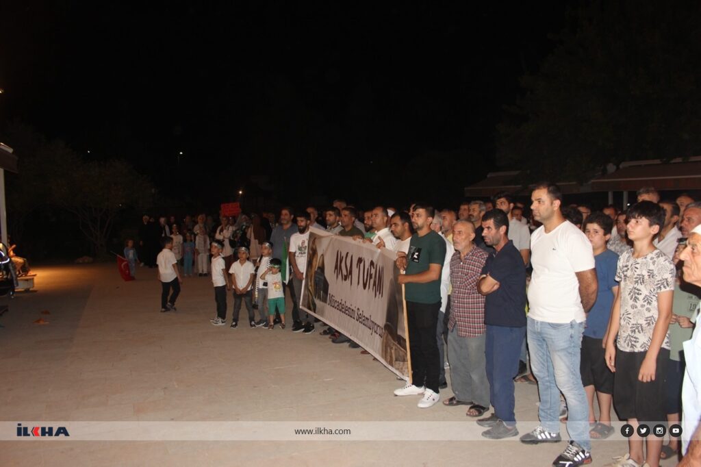 Halk Şehid İsmail Heniyye’nin son vasiyetini yerine getirerek meydanlara indi