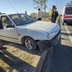 Nusaybin’de TIR, otomobile çarptı: 1 yaralı