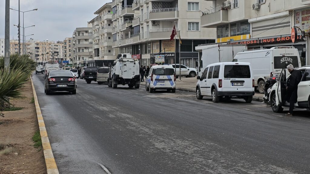 Nusaybin’de PTT binası içine silahlı saldırı: 1 yaralı