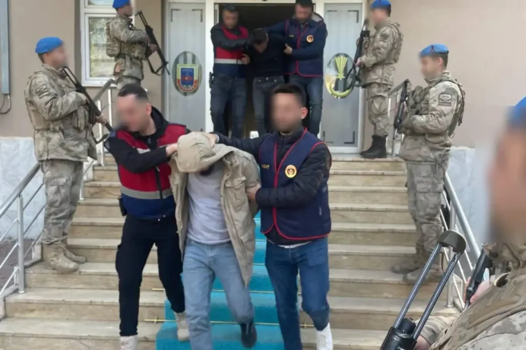 Kızıltepe’de Cinayet Şüphelilerine Operasyon: 3 Tutuklama