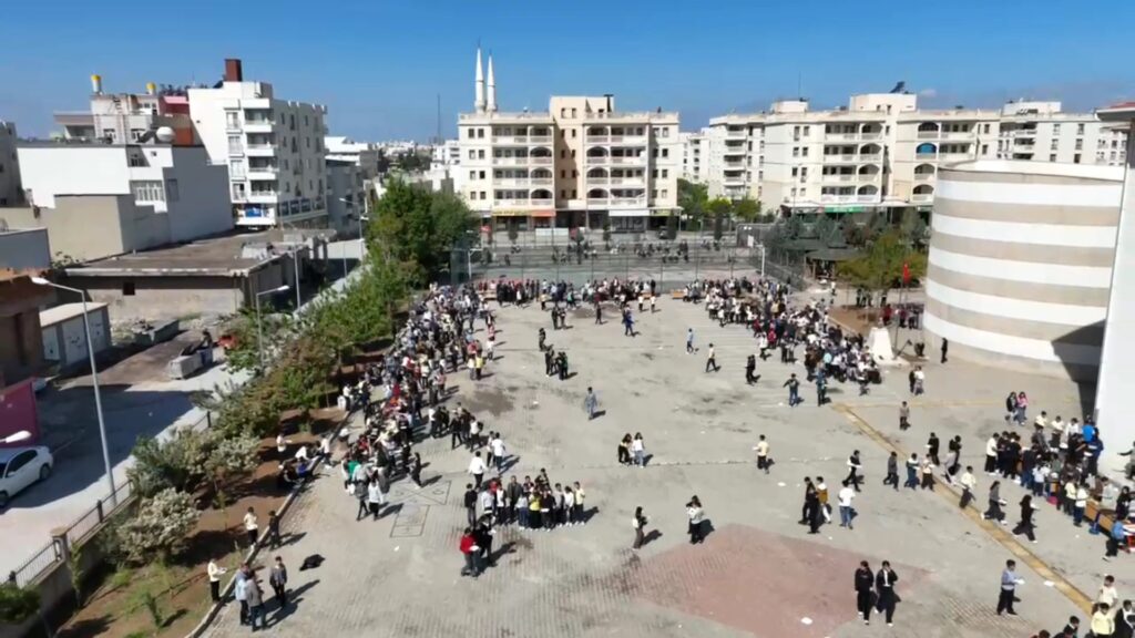 Nusaybin’de Gazze İçin Yardım Kermesi: 60’tan Fazla Okulda Yoğun Katılımla Gerçekleştirildi