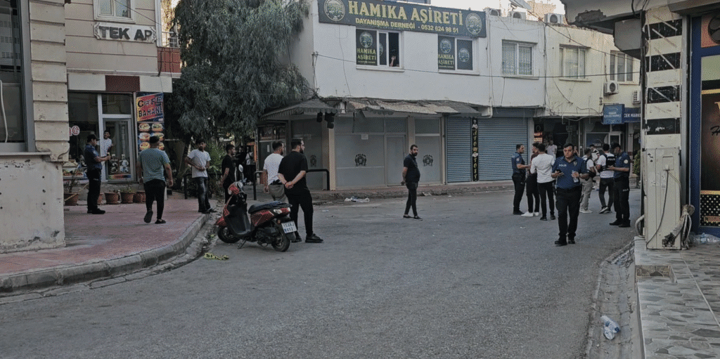 Nusaybin’de Silahlı ve Bıçaklı Kavga: 3 Yaralı