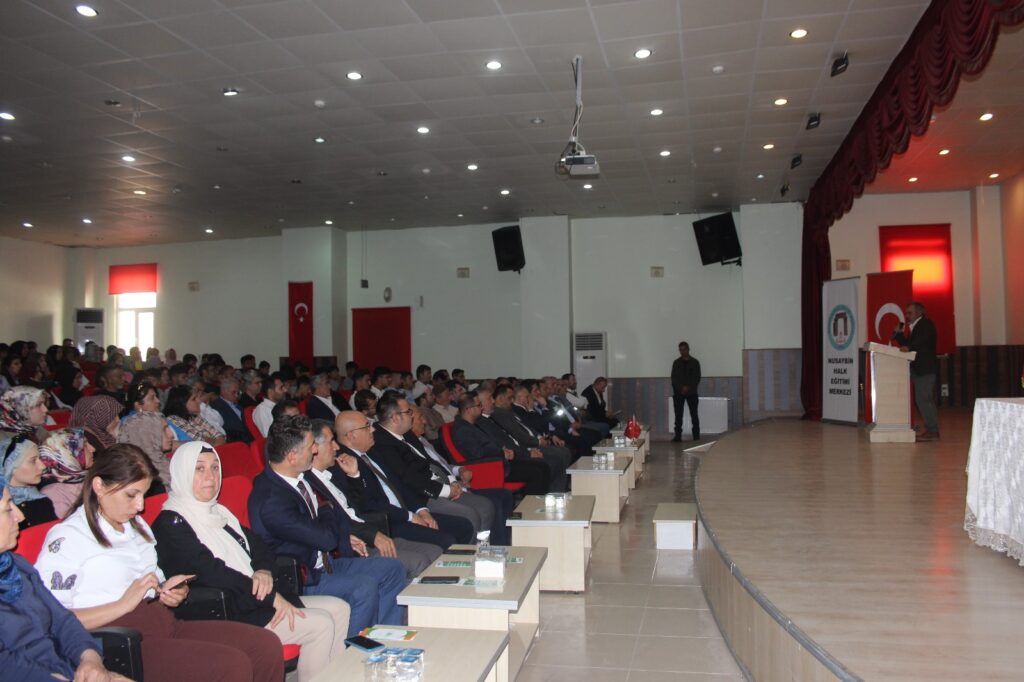 Nusaybin’de “Bağımlılık Köleliktir” Semineri Düzenlendi