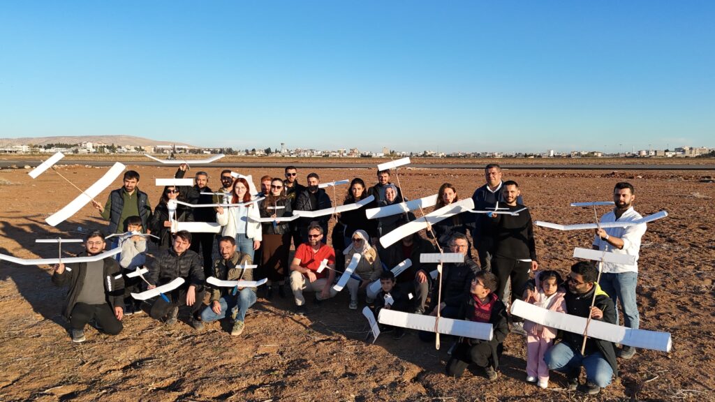 Nusaybin’de model uçak eğitimleri kapsamında uygulamalı test etkinliği yapıldı