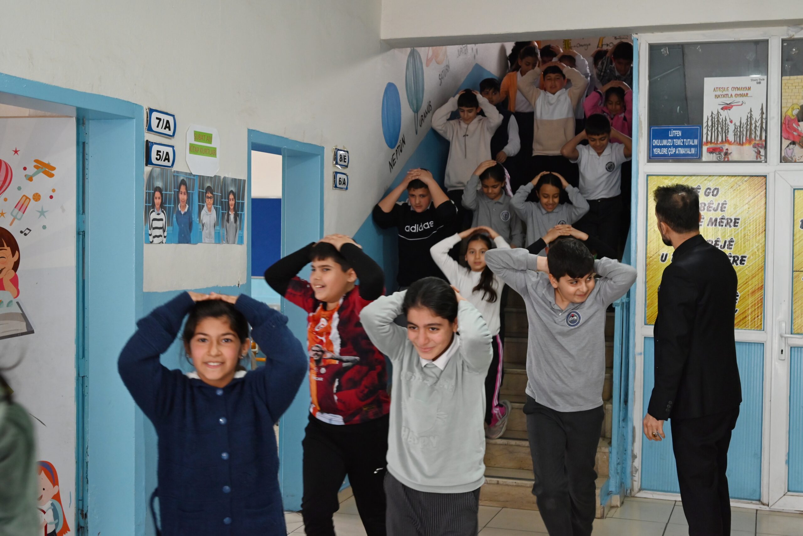 Nusaybin’de Deprem Tatbikatı Gerçekleştirildi