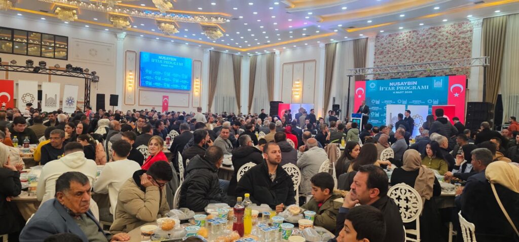 Mardin Valiliği ve Büyükşehir Belediyesinden Nusaybin’de iftar program