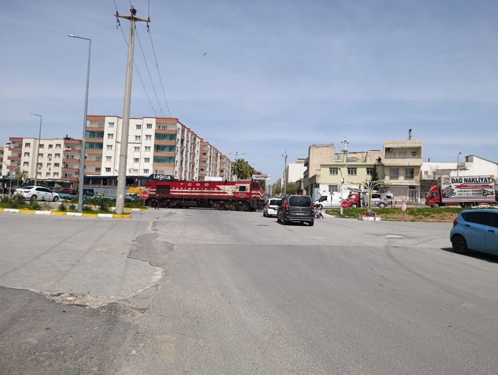 Nusaybin’de tren seferleri 13 yıl sonra yeniden başladı