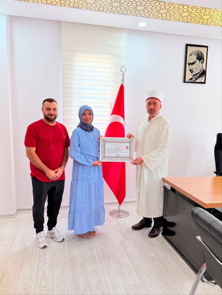 Japon gelin Nusaybin’de Müslüman oldu, ardından nikâh kıyıldı