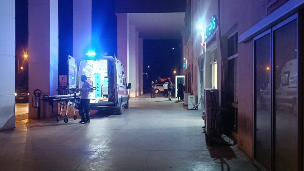 Nusaybin’de motosiklet yayaya çarptı: 22 yaşındaki kadın yaralandı