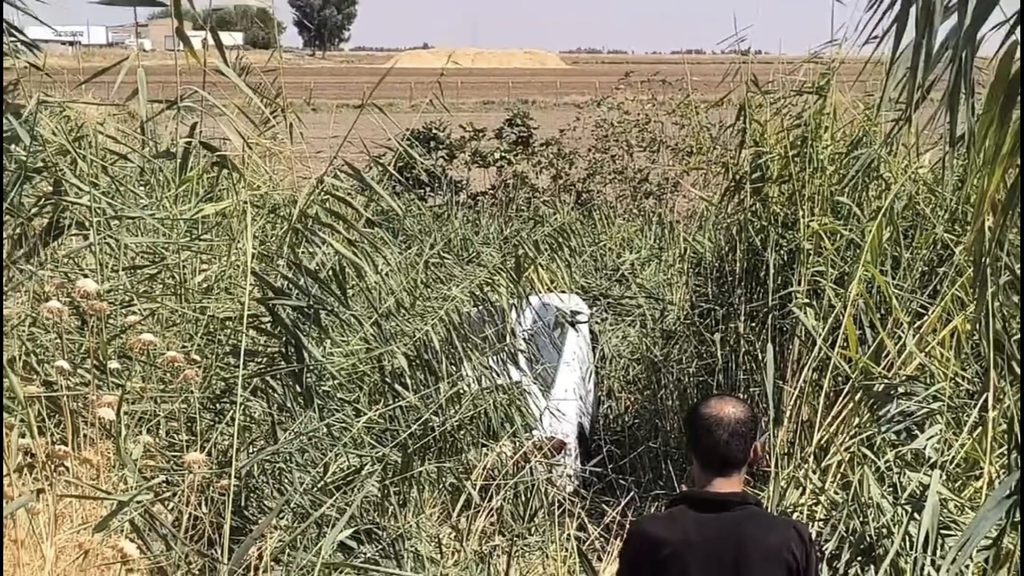 İpekyolu’nda otomobil şarampole yuvarlandı, 2 kişi yaralandı
