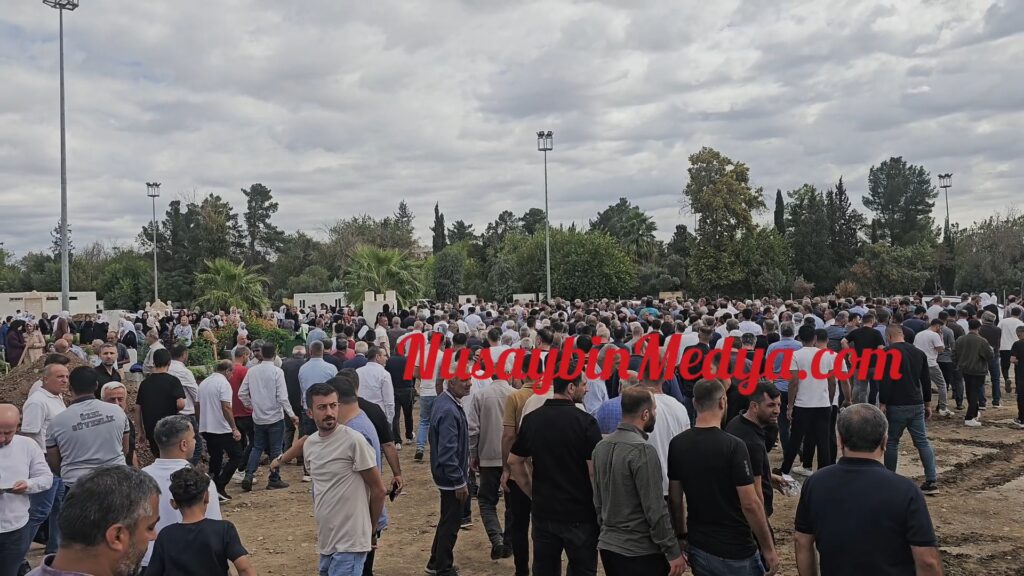 Nusaybin’de kazada hayatını kaybeden Zana Çelik son yolculuğuna uğurlandı